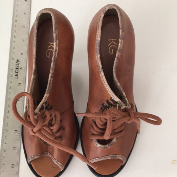 KG peep toe bootie - Picture 7 of 7